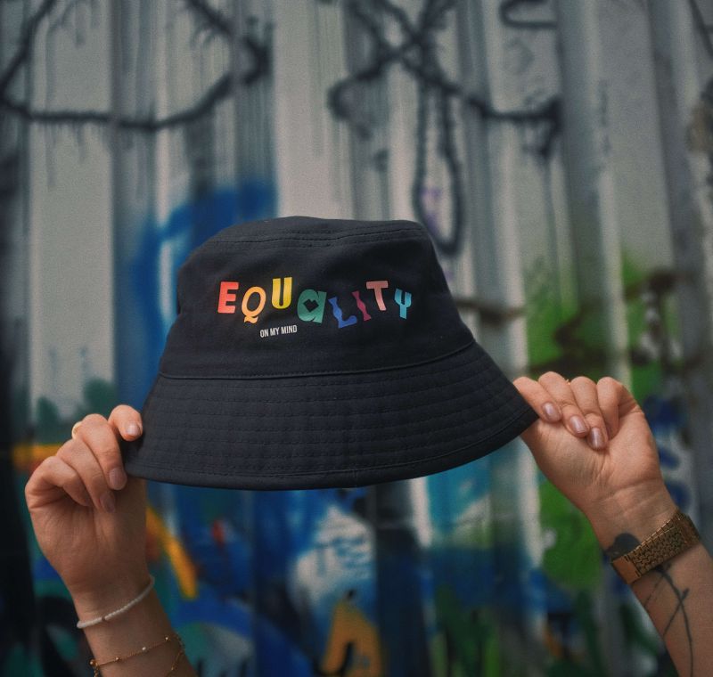 Klobouček z nové kolekce Equality
